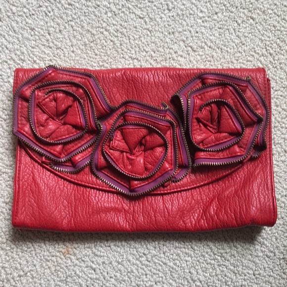 Tulu Leather Clutch - Picture 1 of 2